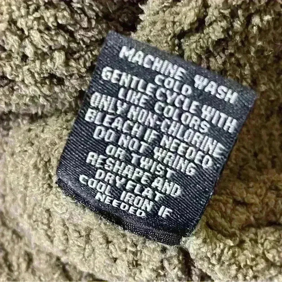 Moon & Madison  Women Pullover Chunky Sleeve Sweater Cropped Dark Green Small - Picture 9 of 9